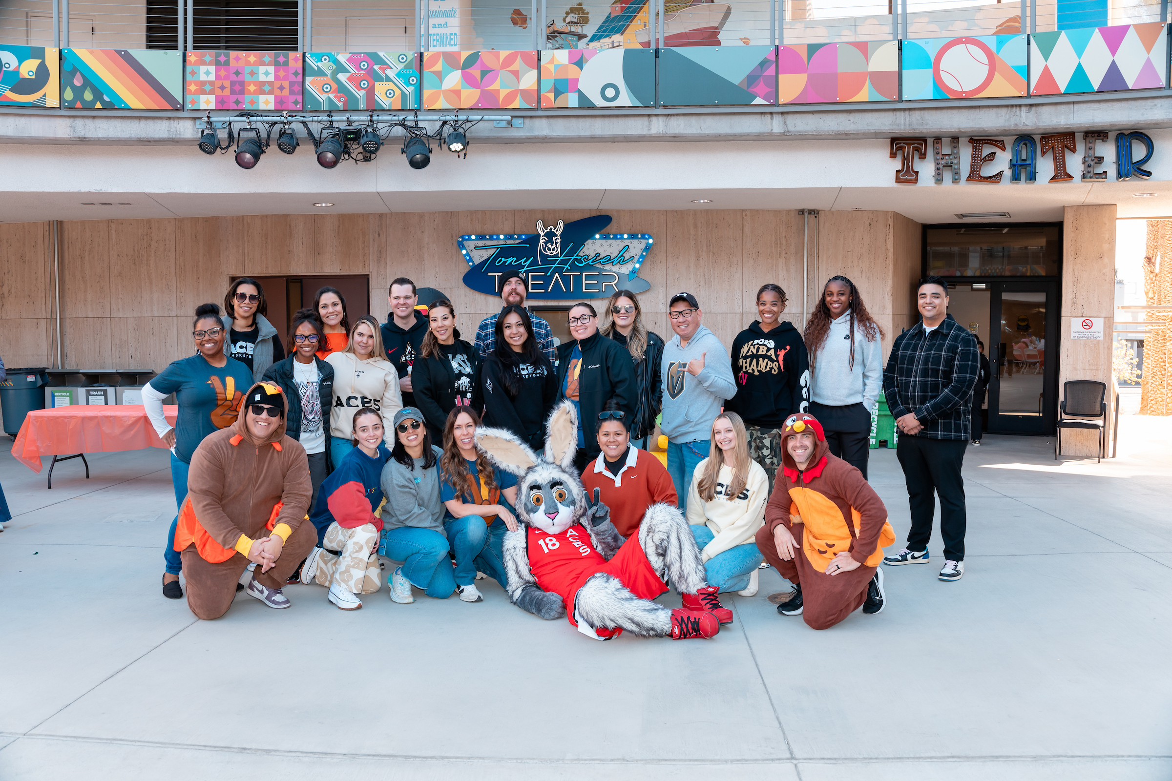 Gallery: Aces Volunteer at Zappos "Gobble for Good" Charity Event
